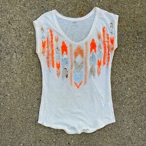 White and orange sequin tribal print top #festivalvibes